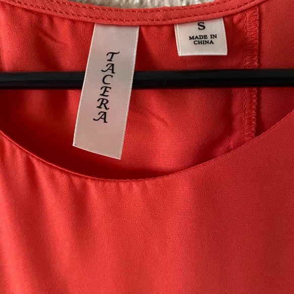 Top - Picture 2 of 2